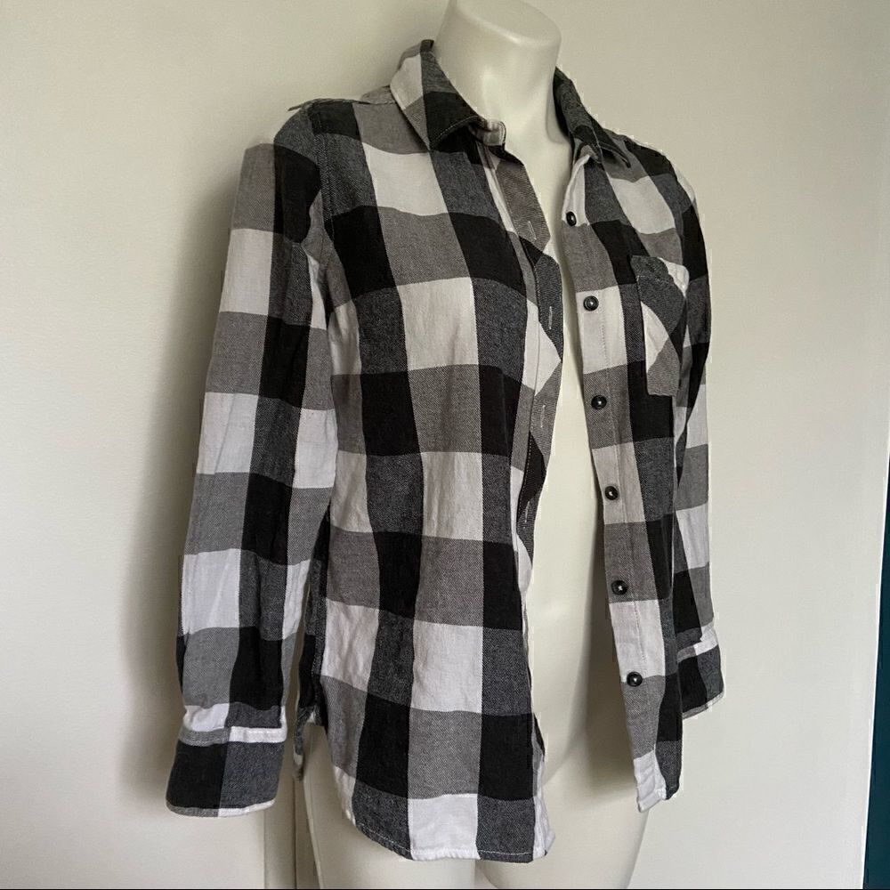 Woolrich Buffalo Check Plaid Button Down - Picture 10 of 10